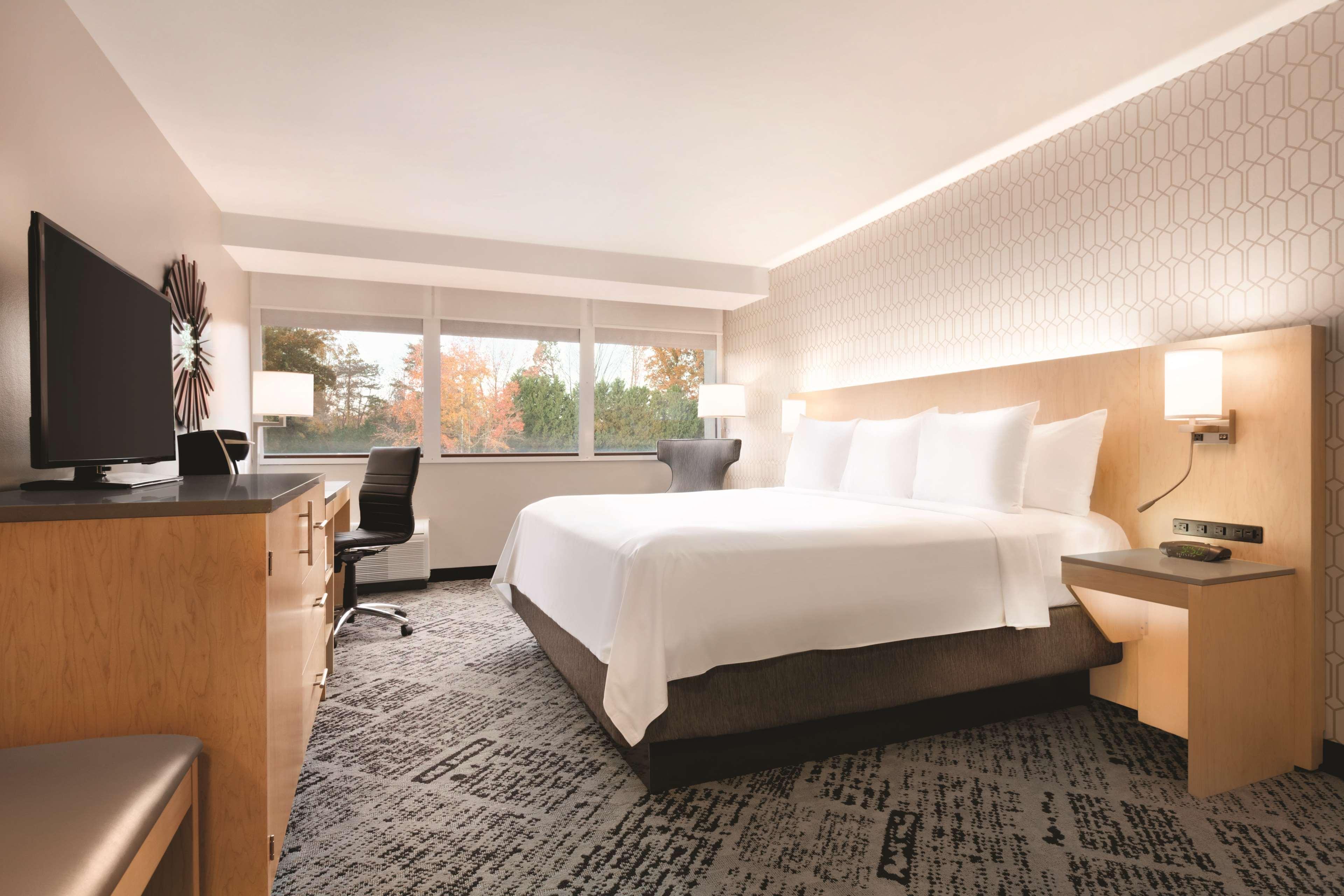 Radisson Hotel Charlotte Airport Bagian luar foto