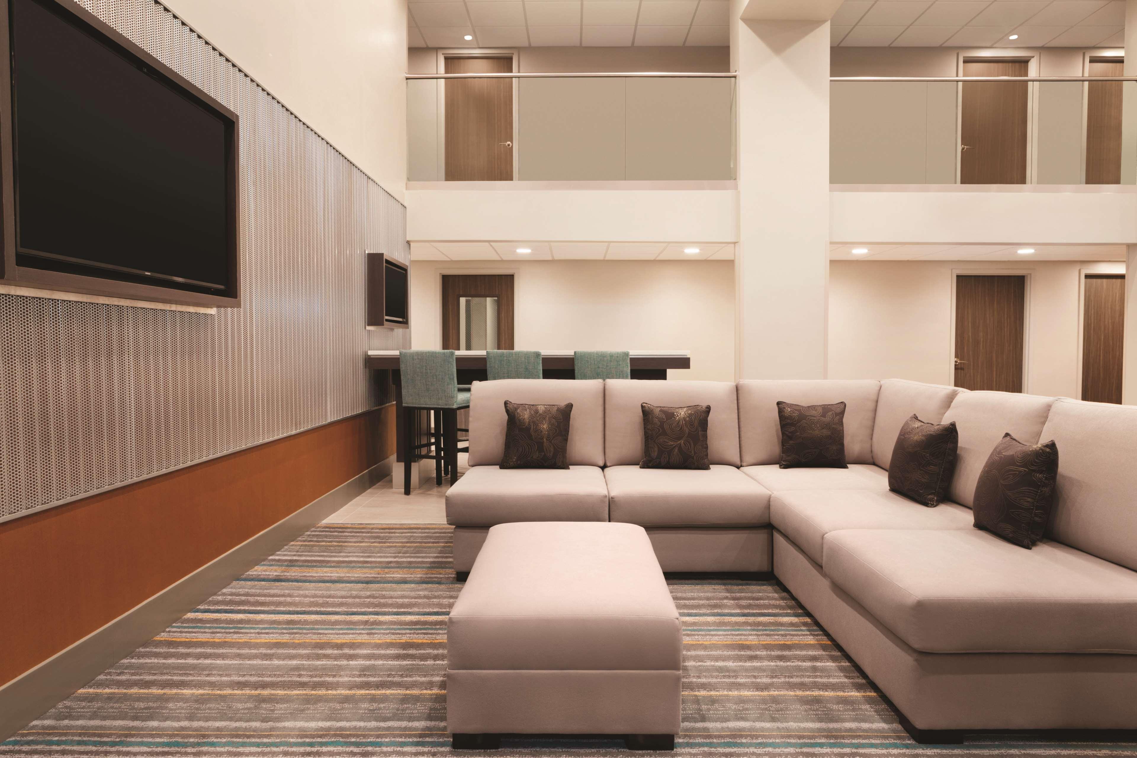 Radisson Hotel Charlotte Airport Bagian luar foto