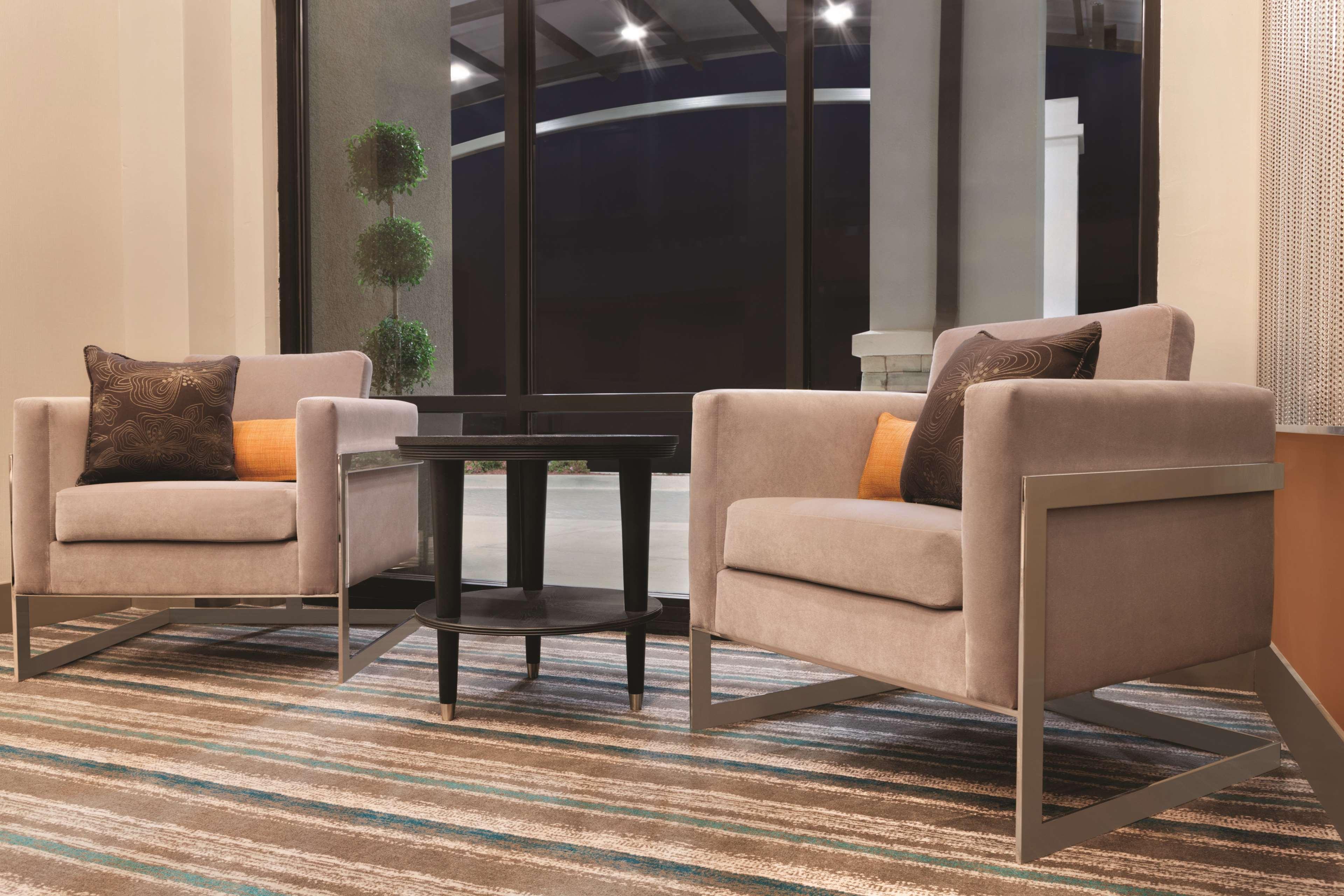 Radisson Hotel Charlotte Airport Bagian luar foto